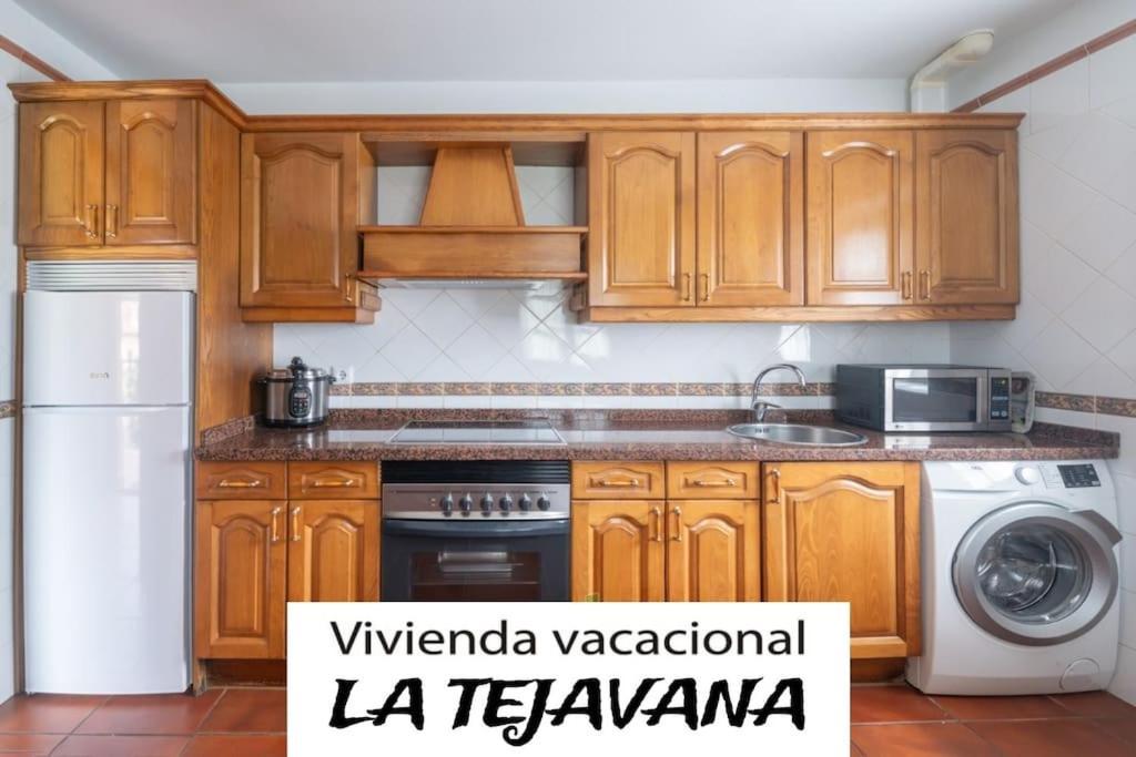 Vivienda Vacacional La Tejavana Llames de Pría Exteriör bild